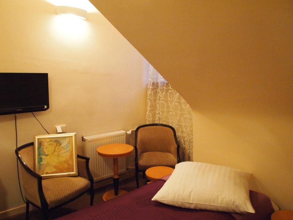 Cafe Mlynek Bed & Breakfast